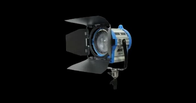 Осветительный прибор ARRI Junior 650W Plus